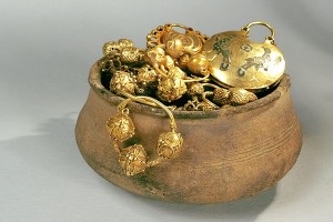 clay pot with treasure
